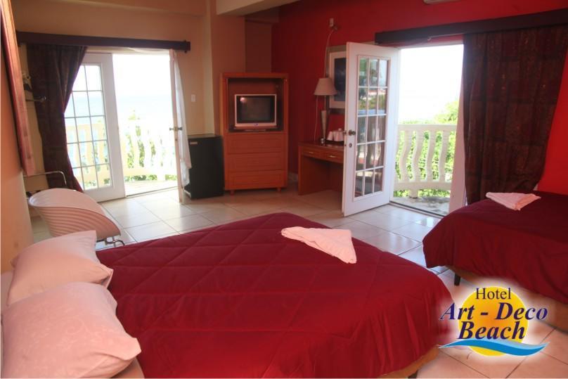Hotel Art Deco Beach La Ceiba Buitenkant foto