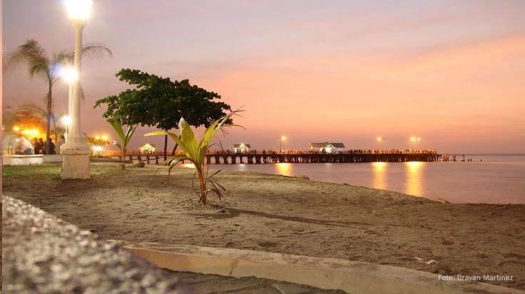 Hotel Art Deco Beach La Ceiba Buitenkant foto