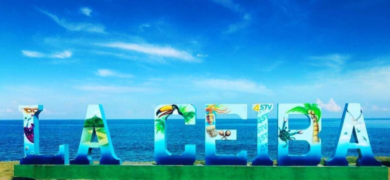 Hotel Art Deco Beach La Ceiba Buitenkant foto